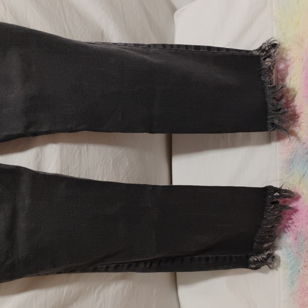 Free People Great Heights Fringed Hem Black Jeans Sz.29 Hardly Worn (A-72) - Picture 7 of 10